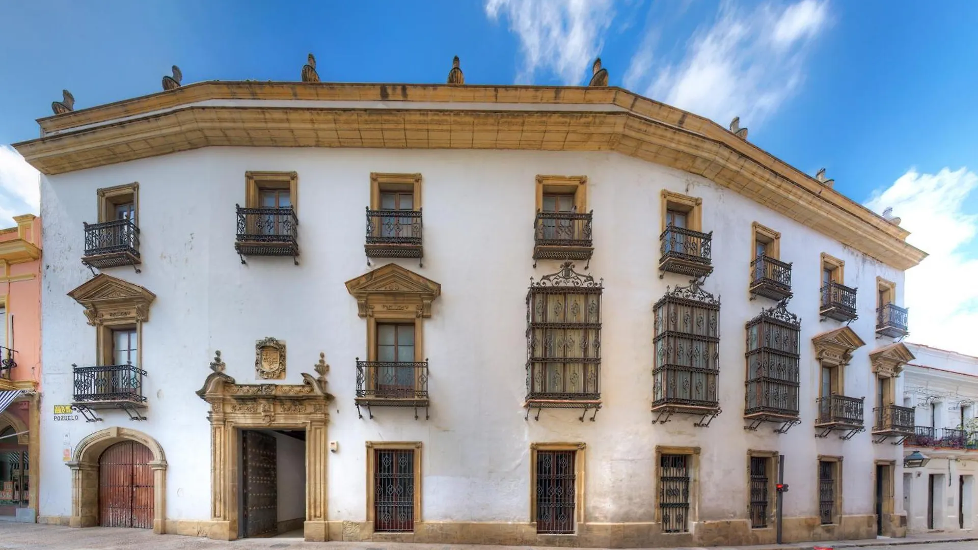 Habitación en casa particular Palacio del Virrey Laserna Jerez de la Frontera